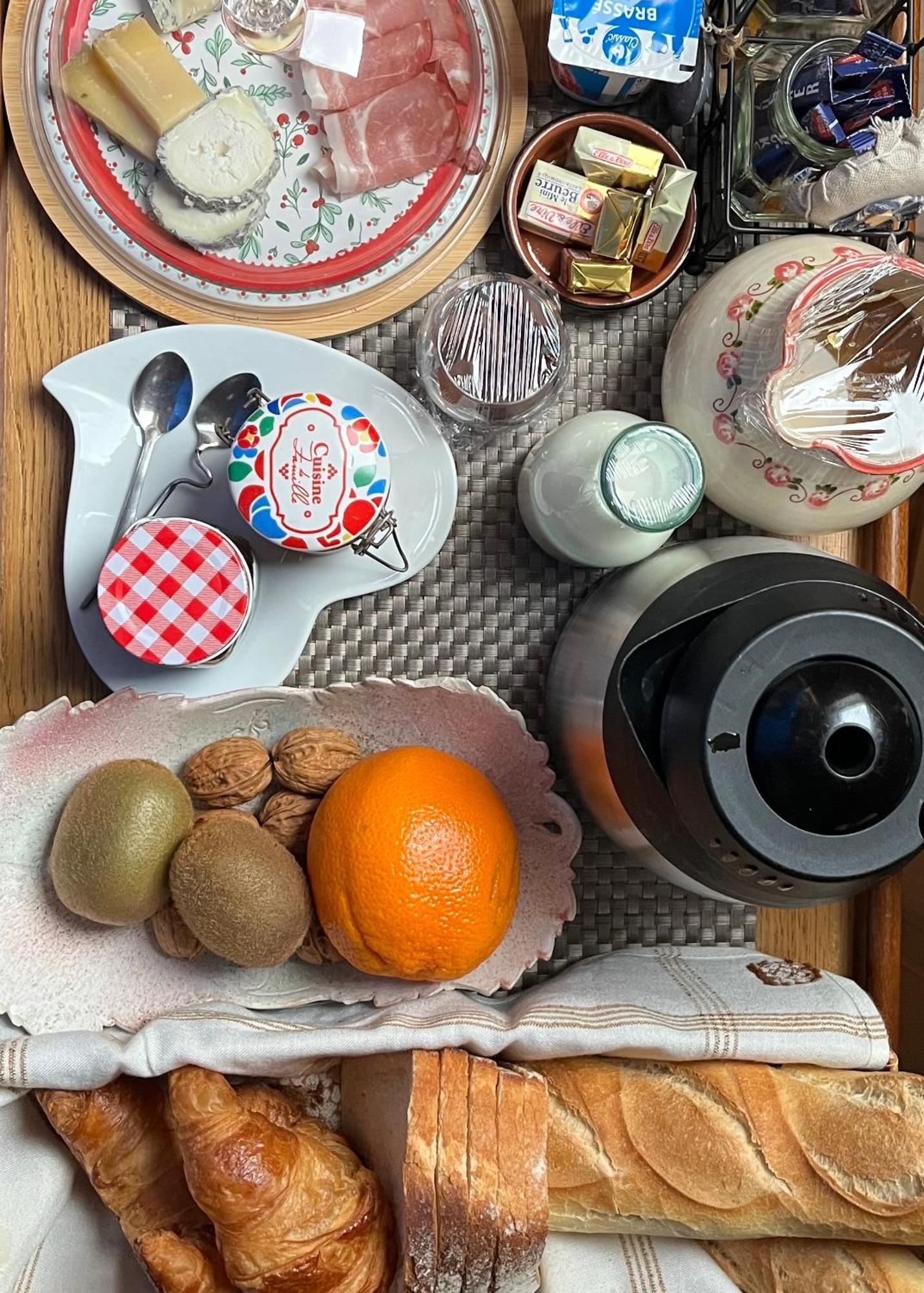 Domaine Bleesz Bed and Breakfast Reichsfeld Buitenkant foto